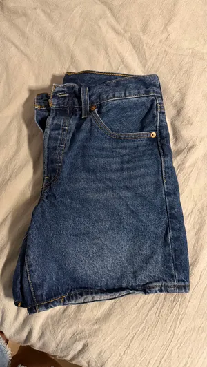 Levi’s 501 Shorts thumbnail 3