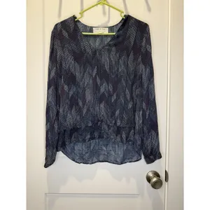Cloth & Stone Anthropologie Dotted Herringbone Blouse Navy Blue V Neck Rayon S thumbnail 3