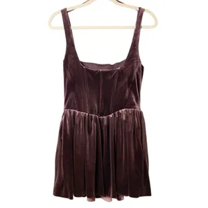 NWT Zara Bloggers Favorite Velvet Corset Mini Dress Maroon Size Medium thumbnail 2