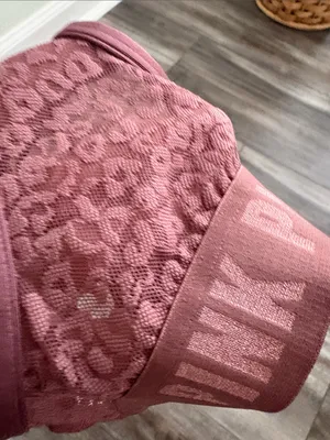 Victoria’s Secret Sports Bra Small thumbnail 4