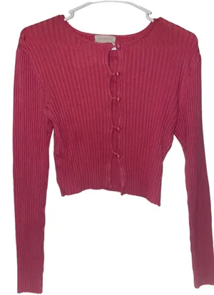 Sweater thumbnail 1