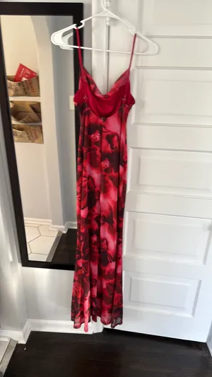 Windsor Dress Formal Long Red Floral thumbnail 2
