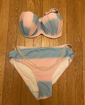 Women’s Fantasy Mermaid Strapless Shell Top Pearl Adorned Bottoms 1X Bikini thumbnail 1