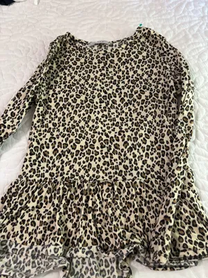 Cheetah print long sleeve peplum blouse Multiple Size XS thumbnail 1