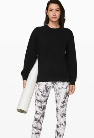 Lululemon All yours Crew in Black size 4 thumbnail 2