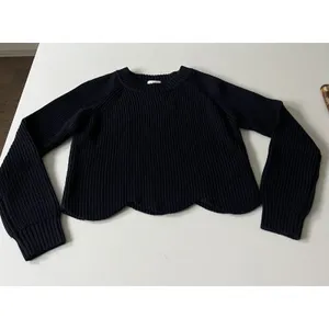 Aritzia Wilfred Sardou 100% Merino Wool Cropped Navy Sweater Small thumbnail 2