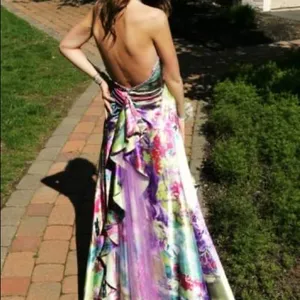 Jovani Prom Dress thumbnail 2