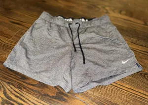 Nike dri fit gray shorts small nwt thumbnail 1