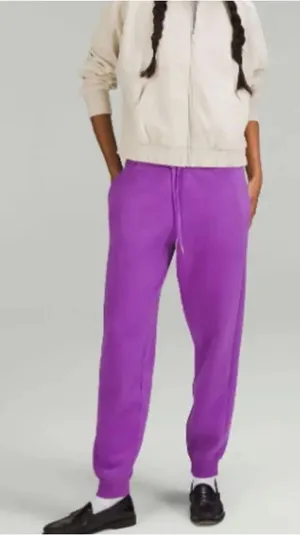 Lululemon High Rise Scuba Jogger in Moonlit Magenta Purple Women’s 4 thumbnail 1