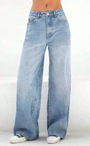 Straight Leg Jeans thumbnail 1