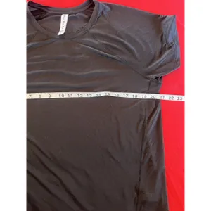 Athleta Sport Performance T-Shirt Womens Size Large Black Stretch Nylon Blend thumbnail 2