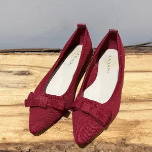 Ruby Red Tahari Ballet Slippers Flats Bow Detail Athens Size 9 A27‎ thumbnail 2