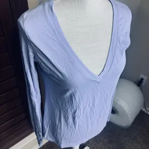 Lululemon Let Be Long Sleeve Tee Wee Stripe Lullaby Cool Breeze‎ Purple Shirt M thumbnail 2