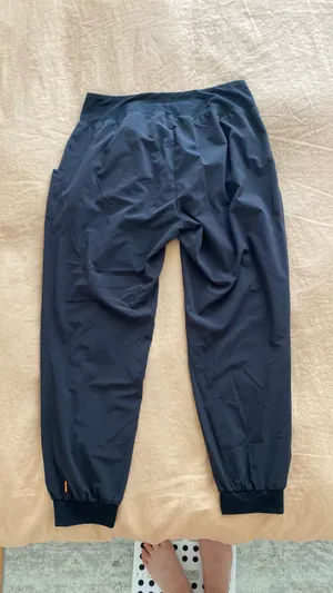 Joggers thumbnail 2