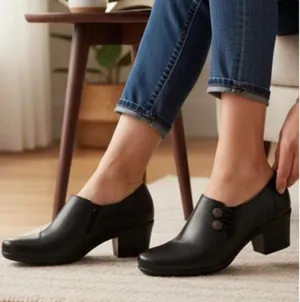 Clarks Emslie Warren womans ankle boots thumbnail 1