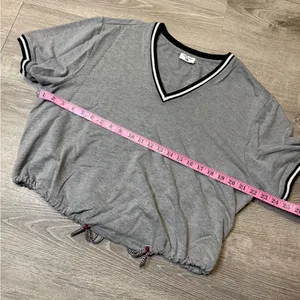 •TRUE RELIGION• V NECK DRAWSTRING CROP TOP thumbnail 8