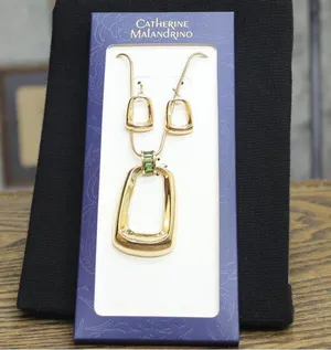 NWT Catherine Malandrino Square Pendant Earrings & Necklace Set Gold / Green 30" thumbnail 1