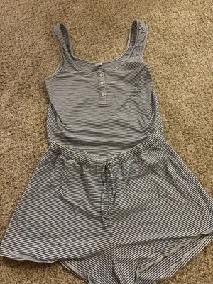 Old Navy Pajama Set thumbnail 1