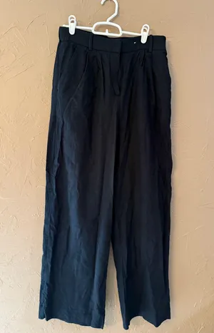 Abercrombie and Finch black pants thumbnail 2