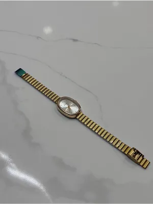 Gold Tone Oval Bracelet Watch - Classic Minimalist thumbnail 2