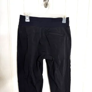 Athleta Trekkie North Jogger Black Zip Pocket Stretch Travel Pants 705 thumbnail 6