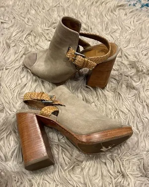 Frye leather slingback block heels size 7.5 thumbnail 1