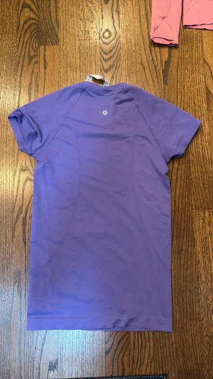 Lululemon Swiftly Tech Short Sleeve thumbnail 2