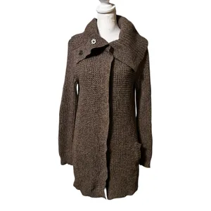 Old Navy Women’s Brown Button-Up Cardigan With Side Pockets Sz M thumbnail 2