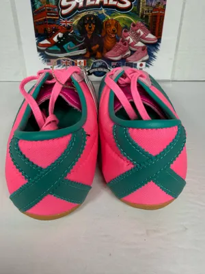 Women’s Adidas Tokyo 7.5W thumbnail 3