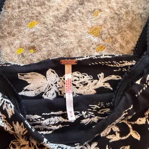 Free People Top thumbnail 2