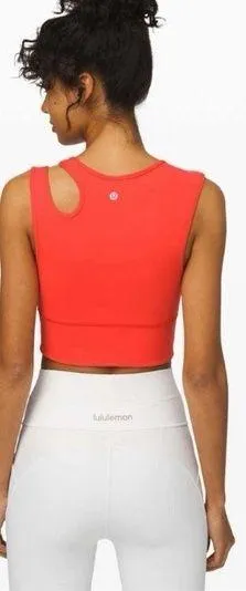 Lululemon Mastered Motion Cropped Tank Thermal Red | SIZE 6 thumbnail 2