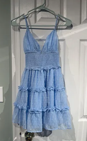 Blue Dress Boutique thumbnail 2