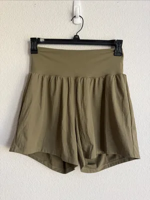 Halara SoftlyZero Airy Super High Waisted Instant-Cool Shorts w/Pockets, Size L thumbnail 6