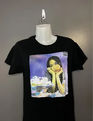 Olivia Rodrigo Sour Shirt Womens XS Black Album Cover Graphic Tee T-Shirt Music thumbnail 1
