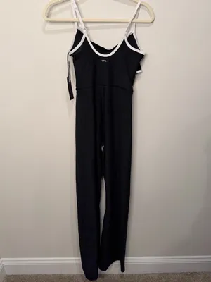 Abercrombie‎ YPB EverydaySOFT Black White Wrap Jumpsuit NWT Size Medium thumbnail 6
