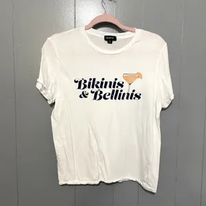 Wildfox White Bikinis & Bellinis Graphic Soft Crewneck Beach T-shirt M thumbnail 2