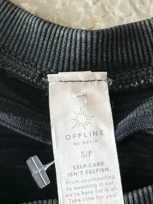 Aerie OFFLINE S True Black Seamless Ribbed Cropped Tee Gym Athleisure Top Lounge thumbnail 6