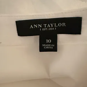 Ann Taylor Elegant White Lined Tiered Skirt thumbnail 6