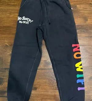 Madhappy So Sorry No Wifi Universal Essential Fleece‎ Jogger Sweatpants Small thumbnail 1