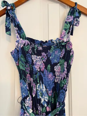 J.Crew Beachwear Smocked tie-shoulder dress in retro floral Size Small thumbnail 5