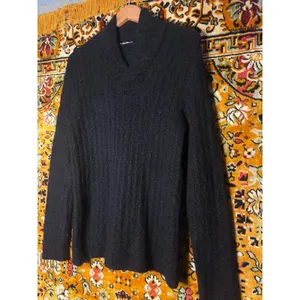 Italian Mohair Blend V-Neck Sweater Soft Fuzzy Black Stretch Knit sz L Italy thumbnail 3
