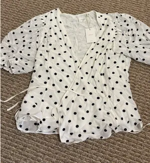 Aritzia Wilfred Wrap Blouse thumbnail 2