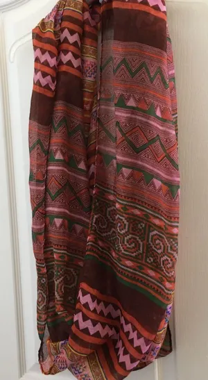 FINAL MARKDOWN Ladies infinity scarf thumbnail 1