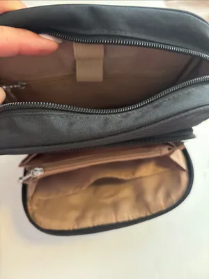 Baggallini Black Nylon Crossbody Lots Of Compartments Adjustable Strap Preloved thumbnail 8
