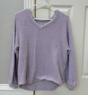 Hollister Sweater thumbnail 1