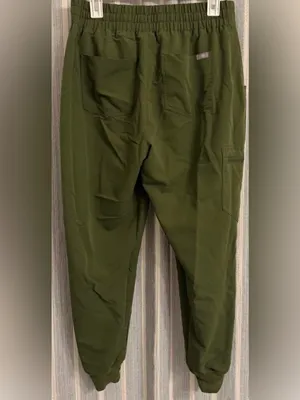 FIGS Dark Olive Zamora Jogger Scrub Pants - Women's Size Medium EUC thumbnail 3