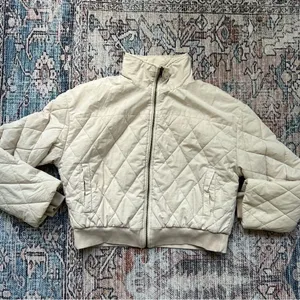 YFB Young Fabulous & Broke Cream Quilted Puffer Jacket Cropped Coat Size Small thumbnail 6