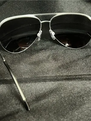 Tahari Silver Aviator Sunglasses Mirrored Lenses thumbnail 11