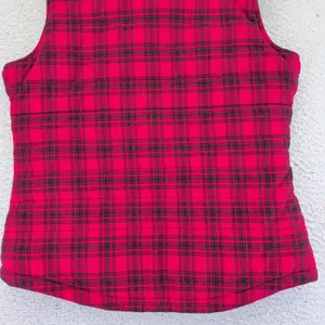 Duluth TRADING Womens Small Sherpa Lined‎ Plaid Vest Red Black Zip Up Quilted thumbnail 6