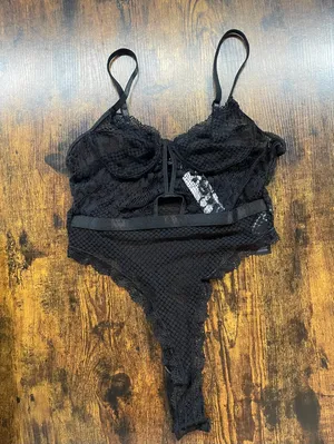 Nasty Gal Mesh And Lace Underwired Cut Out Bodysuit thumbnail 6